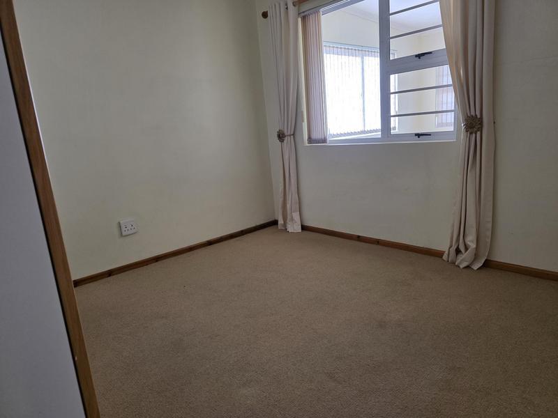 3 Bedroom Property for Sale in Franskraal Western Cape